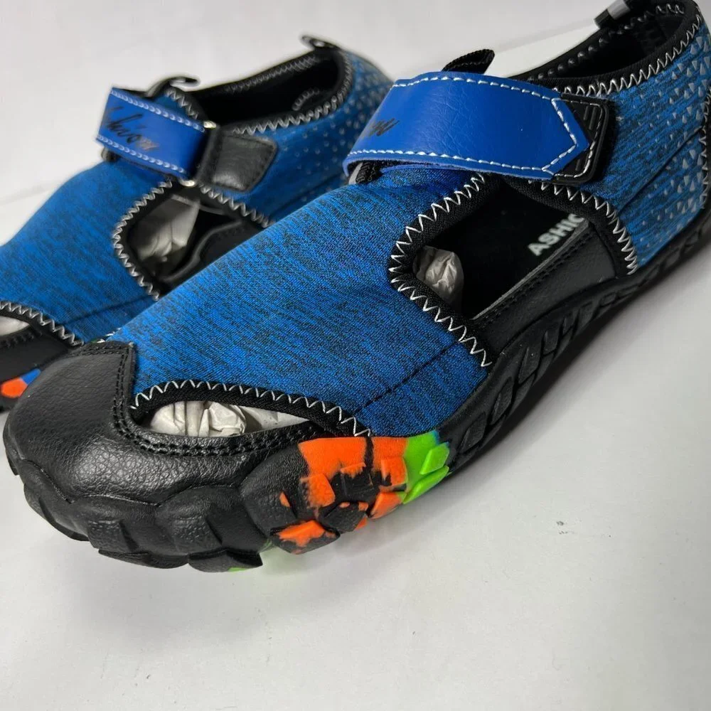 UNISEX Water Shoes Closed-Toe Lightweight Size 37